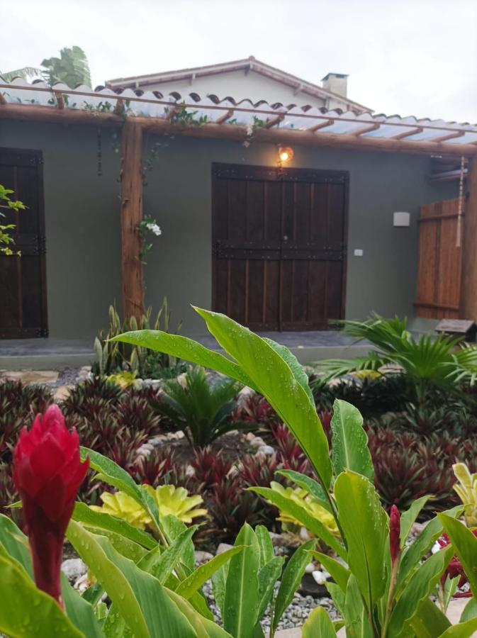 לינה וארוחת בוקר פורטו סגורו Casa De Ioio Arraial מראה חיצוני תמונה